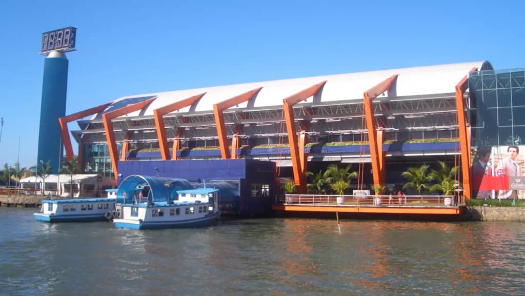 City Plaza Ferry Boat Shopping - Shopping em Guarujá em Guarujá, SP
