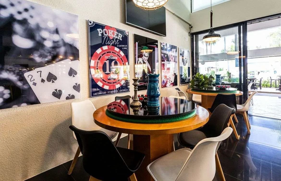 Snooker Bar - Bares em Itatiba em Itatiba, SP